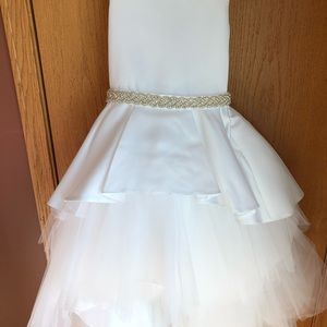 Communion/flower girl dress size 8.